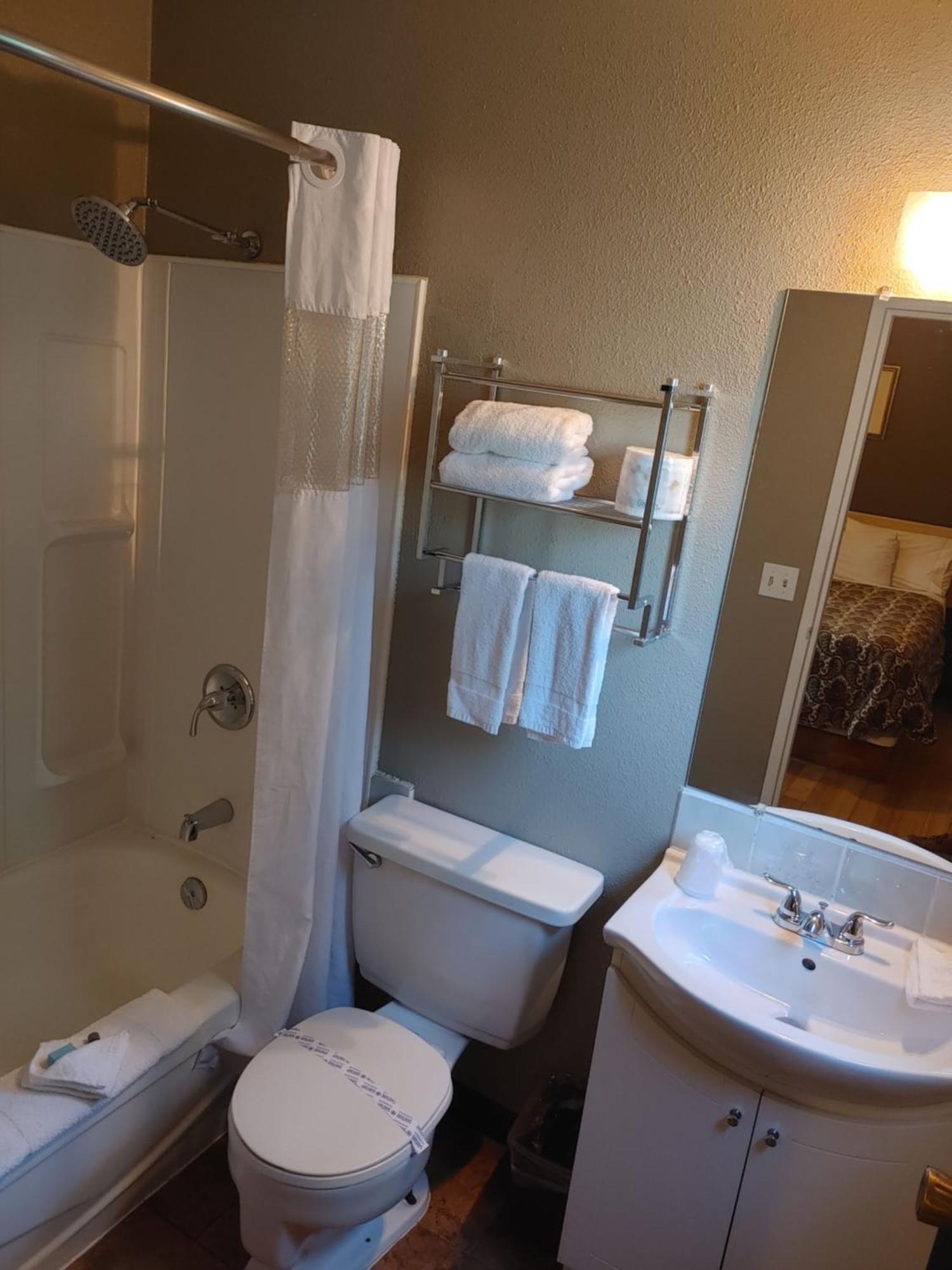 Magnuson Hotel Creston Dış mekan fotoğraf