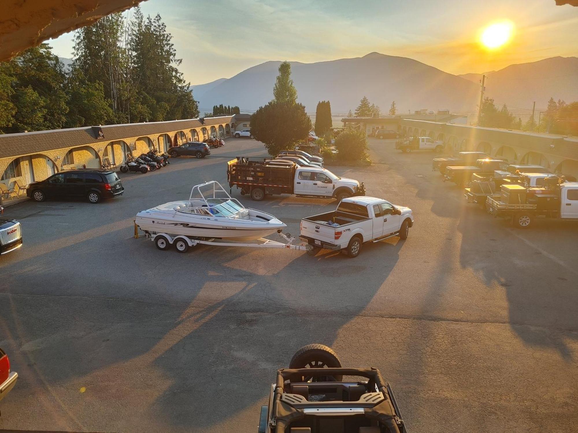 Magnuson Hotel Creston Dış mekan fotoğraf